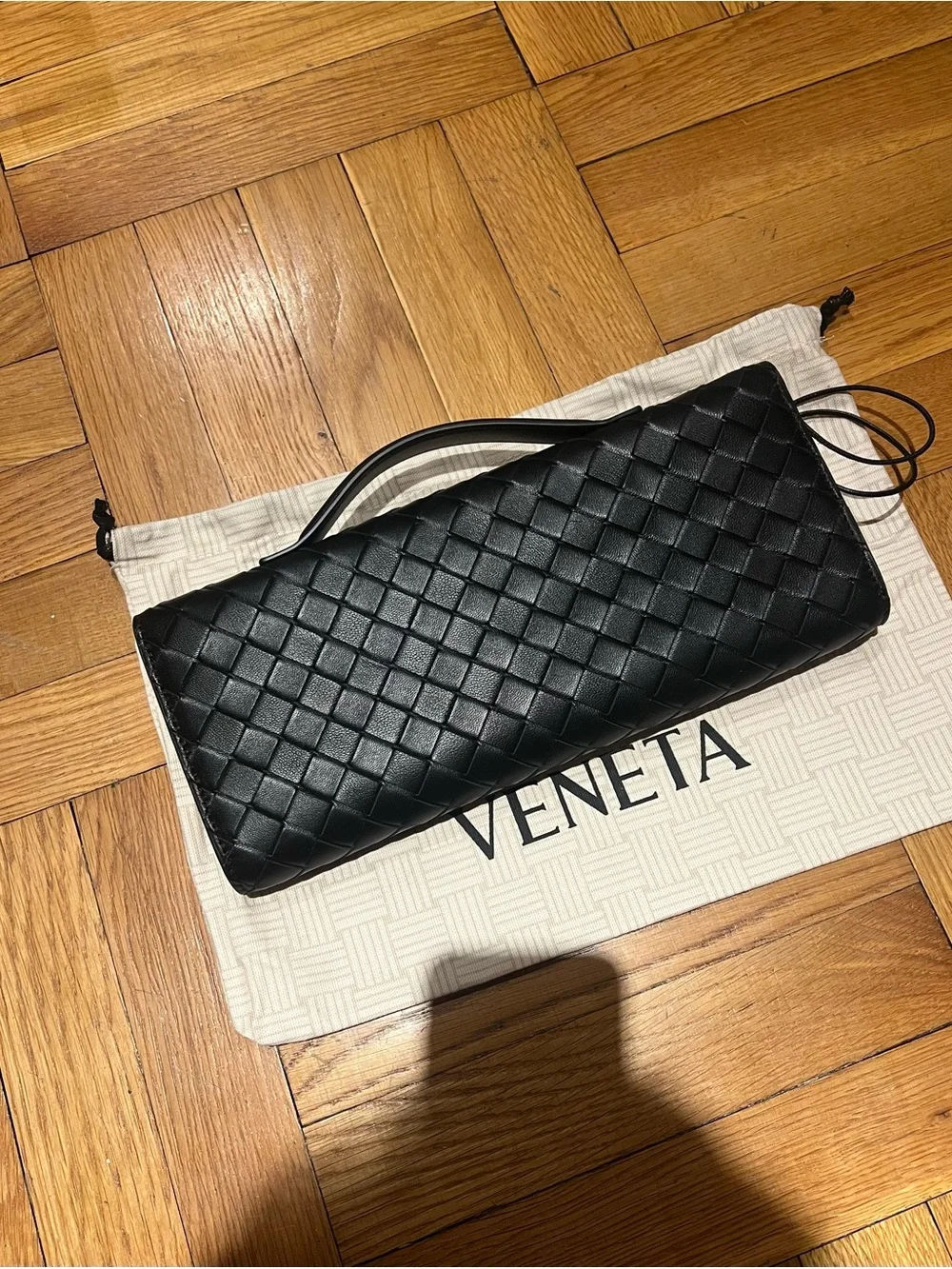 Bottega Veneta Intrecciato Andiamo Top Handle Clutch Black Brand New